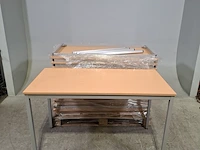 Ca. 24x kantinetafel - afbeelding 1 van  9