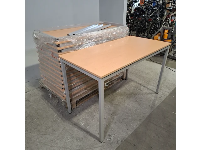 Ca. 24x kantinetafel - afbeelding 2 van  9