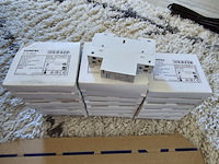 Ca. 24x kvm-switch alif2000r en diverse siemens materieel, alif en siemens - afbeelding 9 van  24