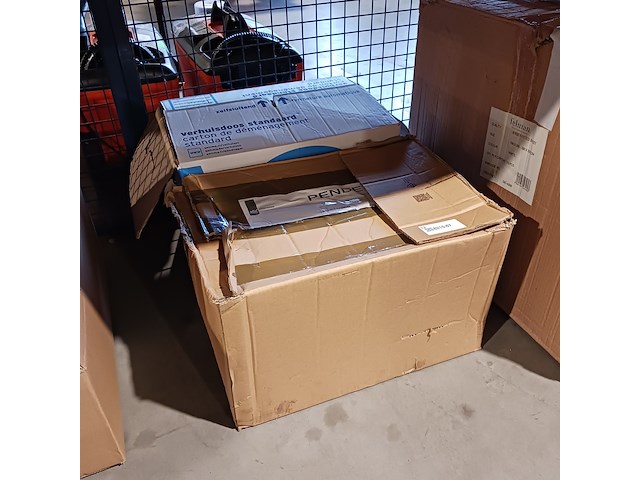 Ca. 24x kvm-switch alif2000r en diverse siemens materieel, alif en siemens - afbeelding 17 van  24