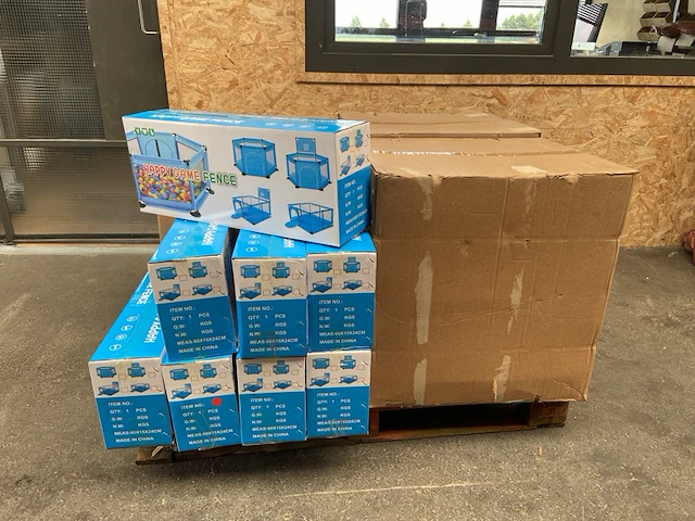 Ca. 24x speelboxen voor kinderen - grondbox - babybox, rood - afbeelding 1 van  6