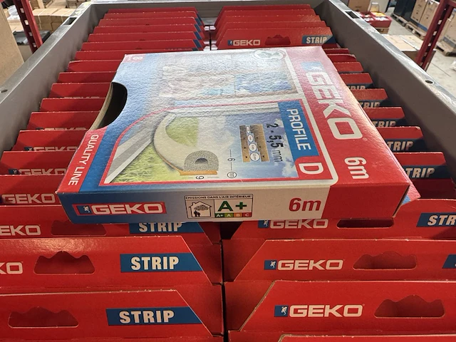 Ca. 24x tochtstrip d-profiel 6 meter geko - afbeelding 4 van  4