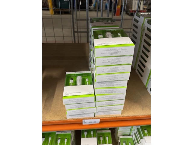 Ca. 24x usb autolader soultech, sc343b - afbeelding 4 van  4
