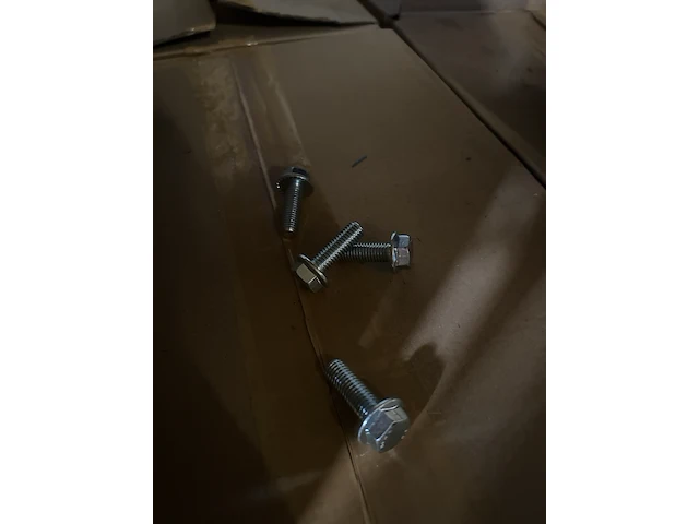 Ca. 25000x zeskantflensbout m10x30 6921tirt ft 8.8 c440 - afbeelding 4 van  4