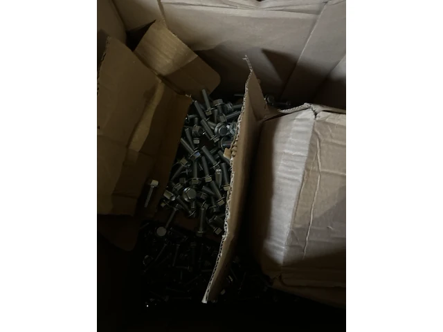 Ca. 25000x zeskantflensbout m10x30 6921tirt ft 8.8 c440 - afbeelding 5 van  6