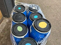Ca. 250x muurverf waterbasis 250l diverse kleuren - afbeelding 2 van  4