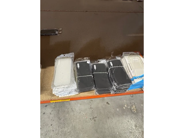 Ca. 250x telefoonhoesje - afbeelding 5 van  8