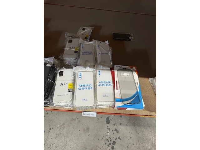 Ca. 250x telefoonhoesje - afbeelding 6 van  8