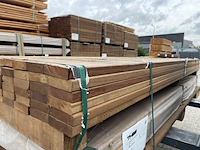 Ca. 253x guyana teak planken geschaafd, 25x90mm, lengte 185cm - afbeelding 2 van  3