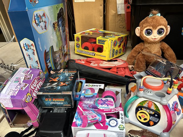 Ca. 25x a-merk speelgoed w.o. exost, zuma, furreal, dreamland, paw patrol - afbeelding 8 van  12