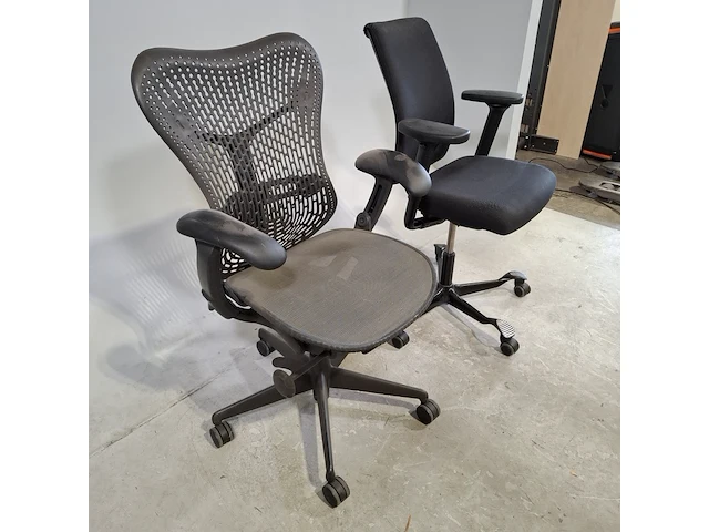 Ca. 25x bureaustoel, o.a. herman miller - afbeelding 5 van  12