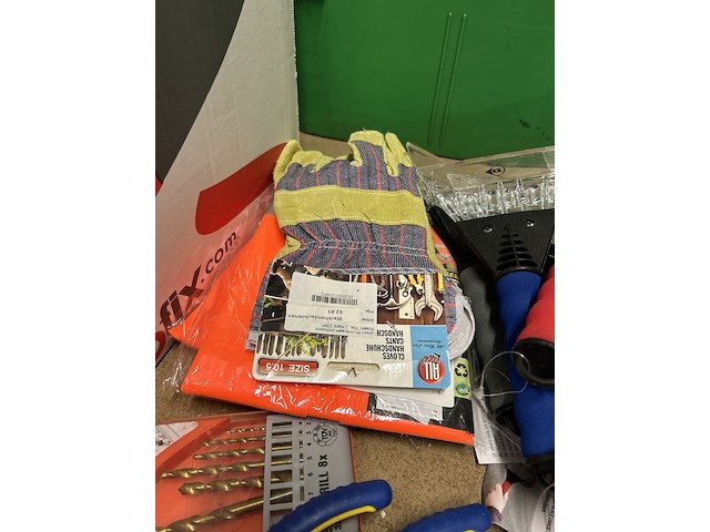 Ca. 25x diverse bouwmarkt artikelen, w.o. kinzo, dunlop - afbeelding 4 van  7