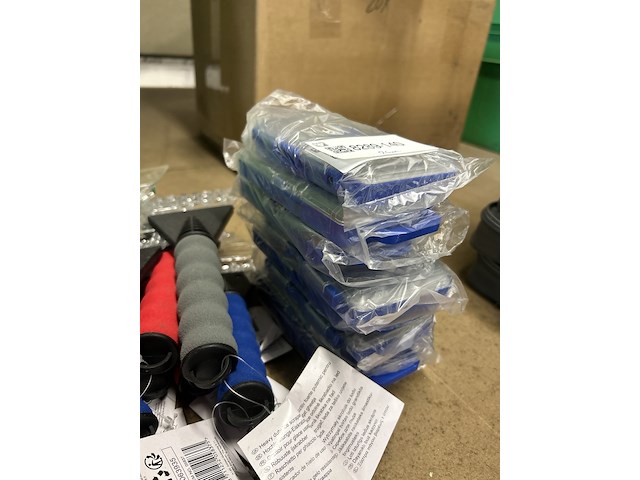 Ca. 25x diverse bouwmarkt artikelen, w.o. kinzo, dunlop - afbeelding 5 van  7