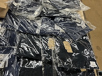 Ca. 25x diverse kleding w.o. vesten en t-shirts, w.o. berydale, ultrasport, zwart, donkerblauw - afbeelding 1 van  7