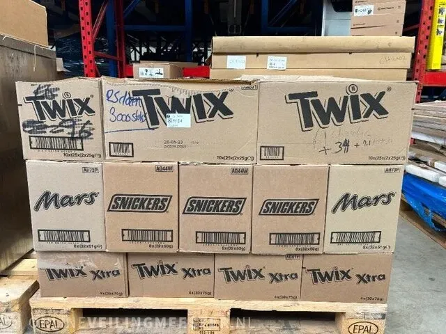 Ca. 25x doos snoep en chocola (ca. 3000 stuks totaal) w.o. m&m's, mars, snickers, twix - afbeelding 1 van  9