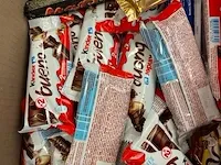 Ca. 25x doos snoep en chocola (ca. 3000 stuks totaal) w.o. m&m's, mars, snickers, twix - afbeelding 6 van  9