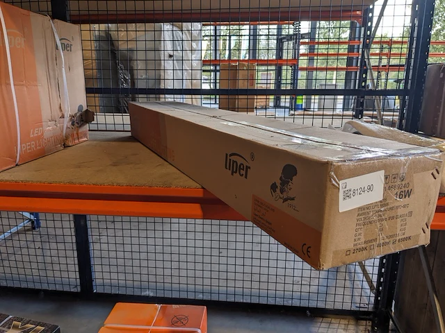 Ca. 25x led batten 16w, liper, wit, 2024 - afbeelding 2 van  2