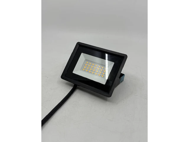 Ca. 25x led buitenschijnwerper met snoer noctis, lux 3, zwart - afbeelding 1 van  9