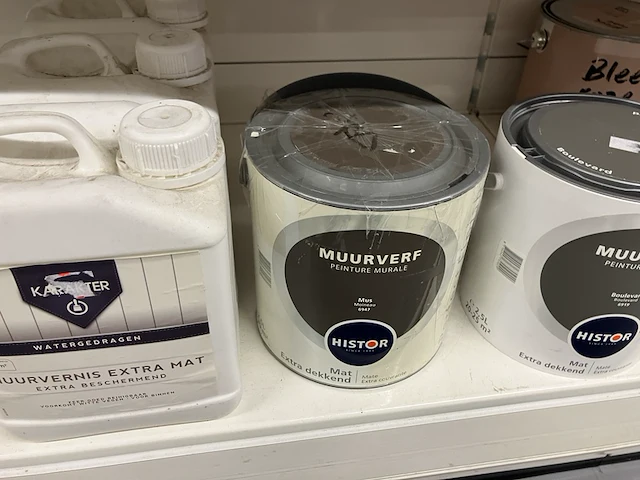 Ca. 25x muurverf diverse kleuren histor - afbeelding 6 van  6