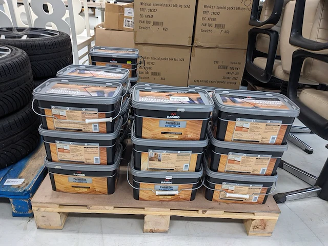 Ca. 25x parketlak, rambo á 4 liter - afbeelding 1 van  6