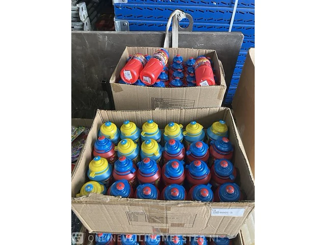 Ca. 265 bidons - afbeelding 2 van  5