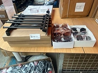 Ca. 26x zonnebril, 5x handdoekrek - afbeelding 1 van  6