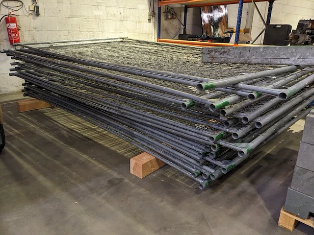 Ca. 27x bouwhek met 21x kunststof voet, heras - afbeelding 2 van  8