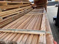 Ca. 27x douglas zijstijlen geschaafd, 40x70mm, lengte 400cm - afbeelding 1 van  3