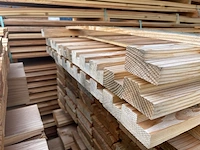 Ca. 27x douglas zijstijlen geschaafd, 40x70mm, lengte 400cm - afbeelding 3 van  3