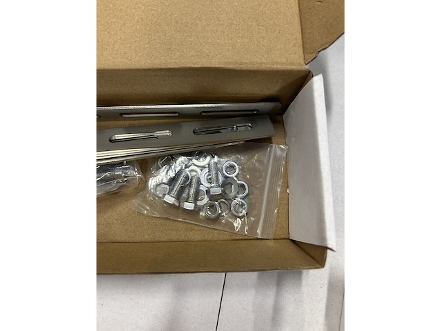 Ca. 27x set van 4 rvs haken + schroeven - afbeelding 3 van  6