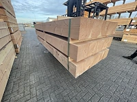 Ca. 28x douglas balken fijnbezaagd, 200x200mm, lengte 500cm - afbeelding 2 van  4