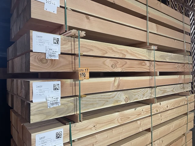 Ca. 28x douglas balken geschaafd, 140x140mm, lengte 300cm - afbeelding 4 van  4