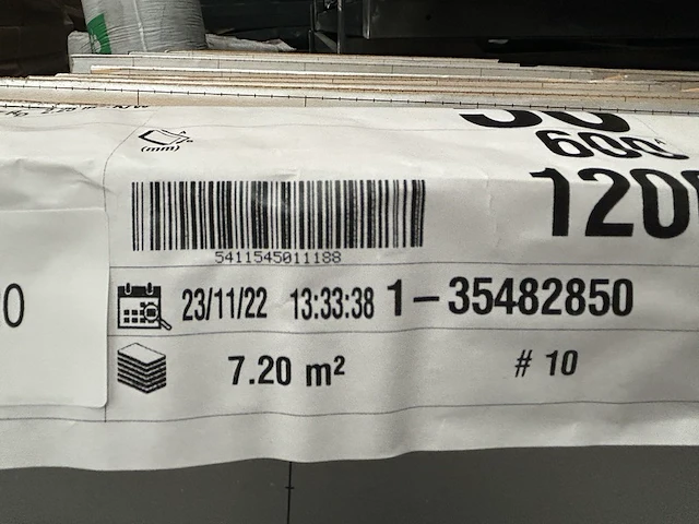 Ca. 28x pir dakplaat 1200x600x50mm rd:2.25(=0,72m²) recticel, eurothane silver - afbeelding 4 van  5