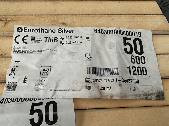 Ca. 28x pir dakplaat 1200x600x50mm rd:2.25(=0,72m²) recticel, eurothane silver - afbeelding 5 van  5