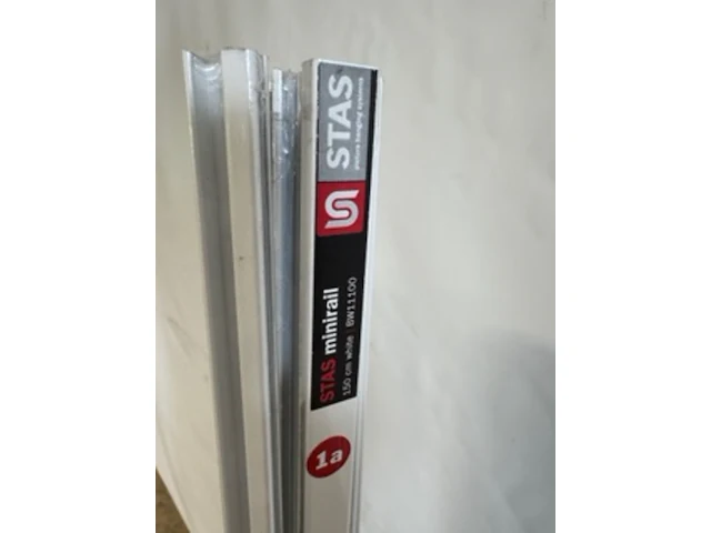 Ca. 28x posterrail, stas, minirail en cliprail, wit - afbeelding 2 van  5