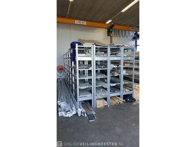 Ca. 29 meter stelling - afbeelding 1 van  15