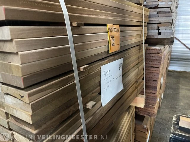 Ca. 299x ipé prime hardhouten planken gescchaafd, 21x95mm, lengte 95cm - afbeelding 2 van  3