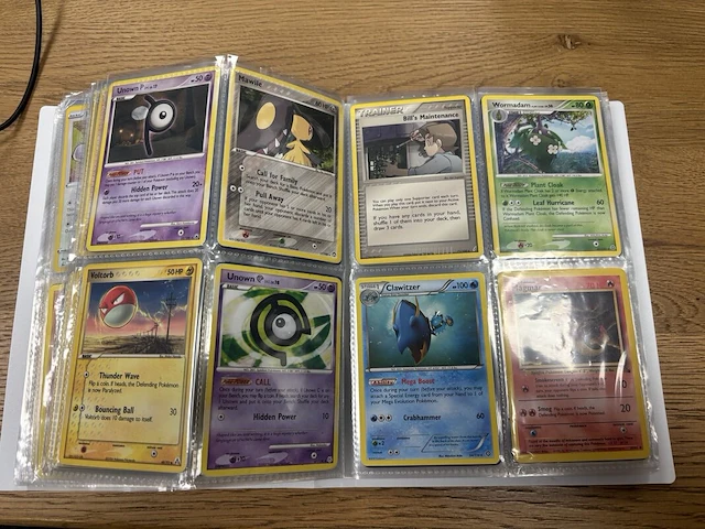 Ca 300 retro pokémon kaarten – eerste edities & klassiekers + mapje - afbeelding 13 van  33