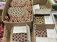 Ca. 300x rollen geschenkpapier - afbeelding 1 van  7