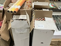 Ca. 300x rollen geschenkpapier - afbeelding 5 van  7