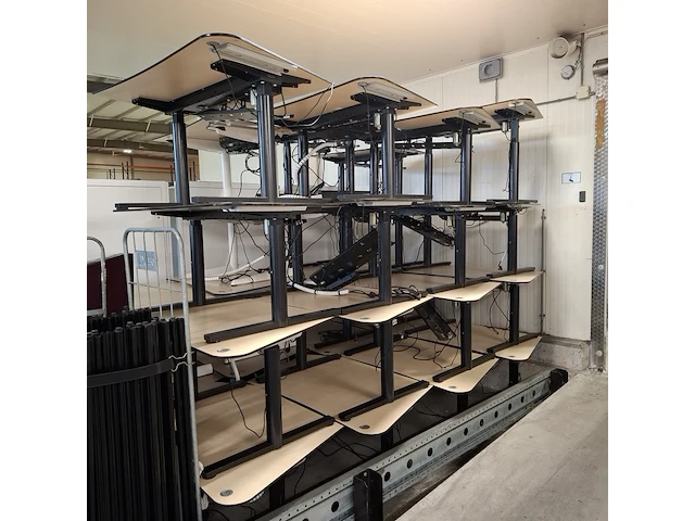 Ca. 30x bureau o.a. ahrend, gispen - afbeelding 11 van  21