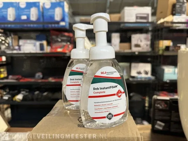 Ca. 30x flacon handdesinfectie schuim deb instantfoam - afbeelding 2 van  4