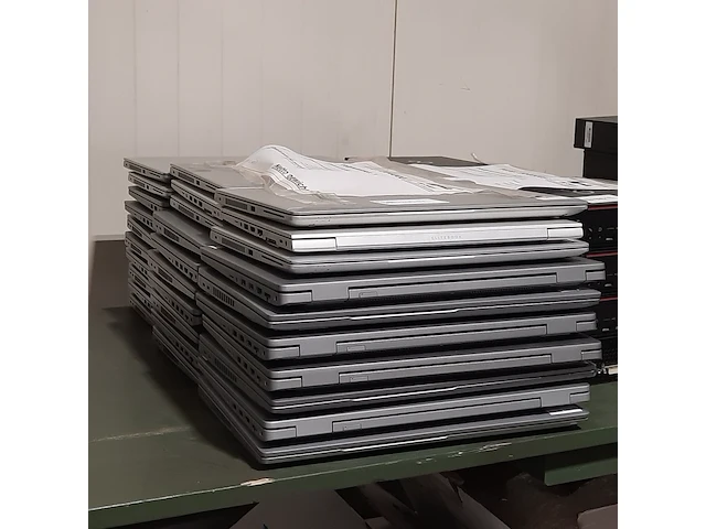 Ca. 30x laptop, dell/hp - afbeelding 10 van  11