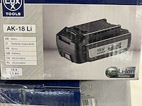 Ca. 30x lux accu+ laders - afbeelding 2 van  3