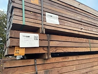 Ca. 30x massaranduba palen fijnbezaagd, 70x70mm, lengte 275cm - afbeelding 4 van  4
