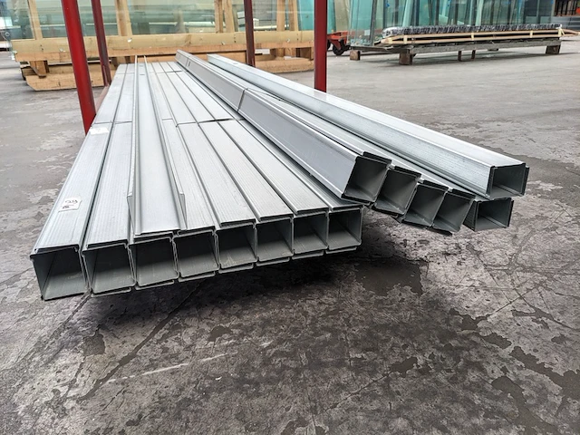 Ca. 30x metalen profiel in transportbok - afbeelding 3 van  5