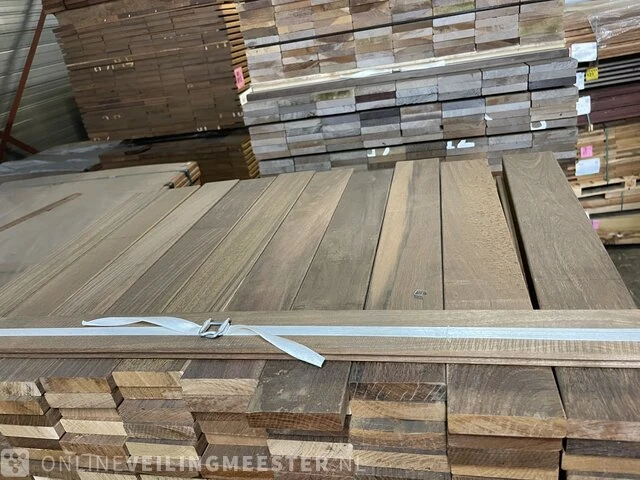 Ca. 310x ipé prime hardhouten planken gescchaafd, 21x95mm, lengte 65cm - afbeelding 1 van  3