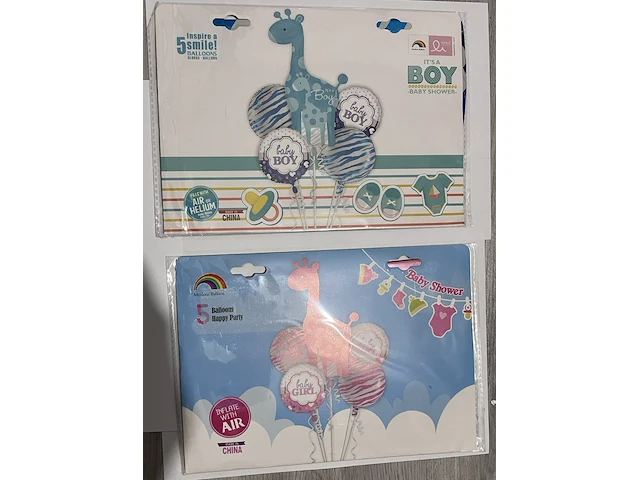 Ca. 31x grote partij (3000+ artikelen) feestdecoratie: ballonnen, slingers, tafelkleden, babyshower - afbeelding 20 van  33