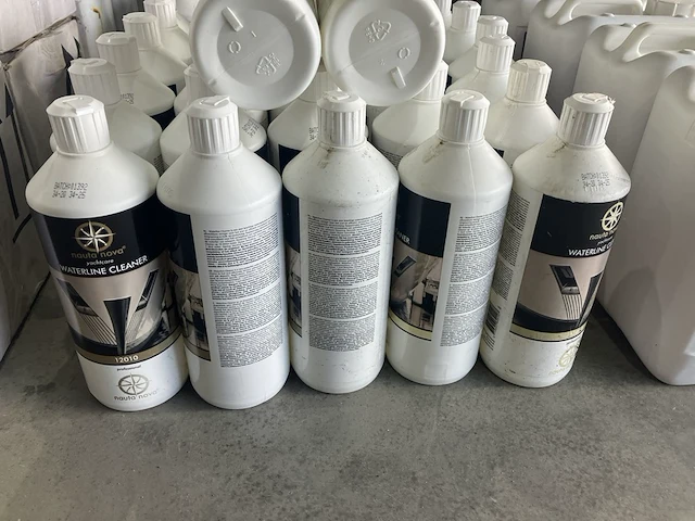 Ca. 32x waterline cleaners, nauto nova, 12010 - afbeelding 3 van  4