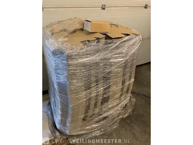 Ca. 3.300x massief kartonnen stansdoosjes - afbeelding 1 van  4